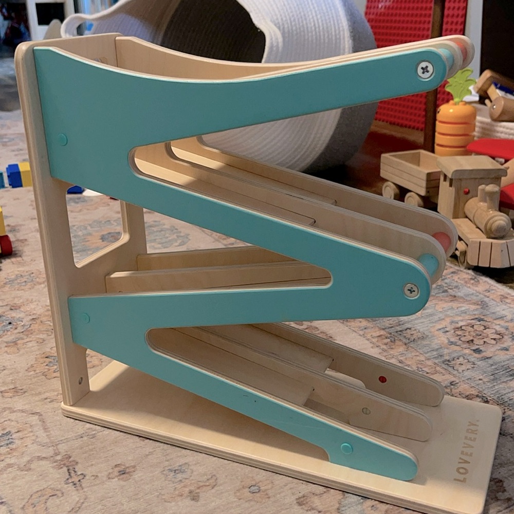 Lovevery car ramp